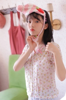 国产漂亮白嫩美女在线观看